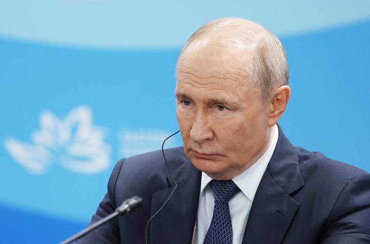 Vladimir Putin señala que empresas rusas gastan cientos de millones de dólares en defensa contra drones