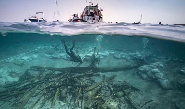 El recubrimiento de un naufragio romano de 2.200 años revela cómo los antiguos marineros mantenían a flote sus barcos