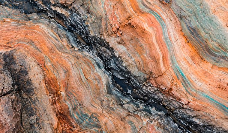 Científicos hallan un “superlubricante” en una falla activa de Japón: explicaría por qué se mueve casi sin generar sismos