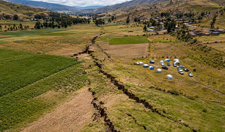 El fuerte sismo en Junín dejó nuevas rupturas y desplazamientos en el terreno: geólogos confirman que segmentos de una falla se reactivaron