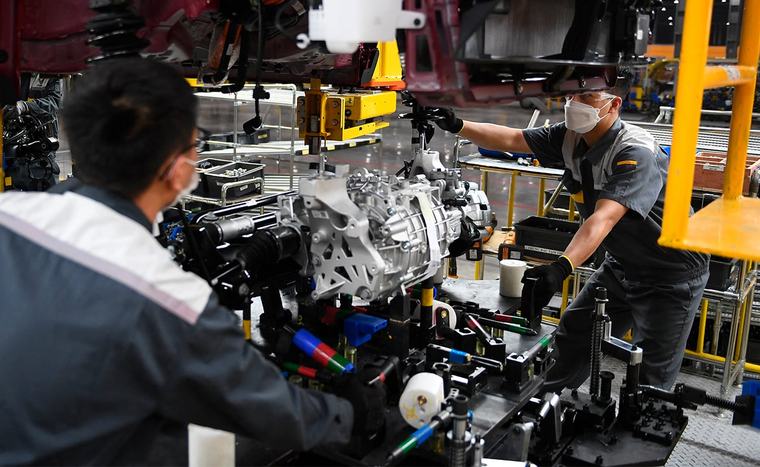 Autos eléctricos: ¿cuánto cuesta realmente mantenerlos y qué tanto se ahorra frente a los gasolineros?