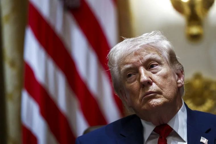 EE.UU. pone a la venta monedas conmemorativas con el rostro de Donald Trump: así lucen