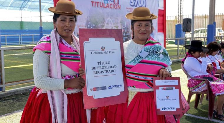 Tacna: más de 3,700 personas acceden al título de propiedad de viviendas