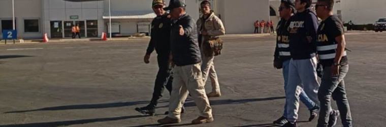 Inician el traslado del cabecilla de ‘Los Pulpos’ Jhonsson Cruz desde Juliaca hacia Lima