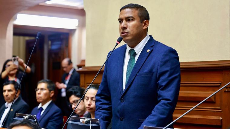 Ernesto Zunini sobre pedido de facultades legislativas: "Se busca poner en jaque a la Cámara de Diputados"