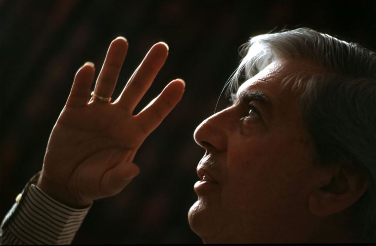 “Una casa de 60 años”: la columna de Alonso Cueto