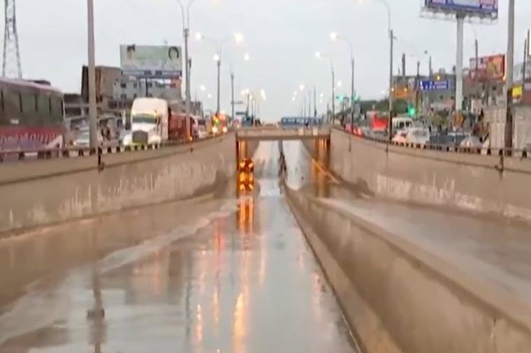 VMT: bypass de la avenida Pachacútec volvió a inundarse tras llovizna registrada en la madrugada