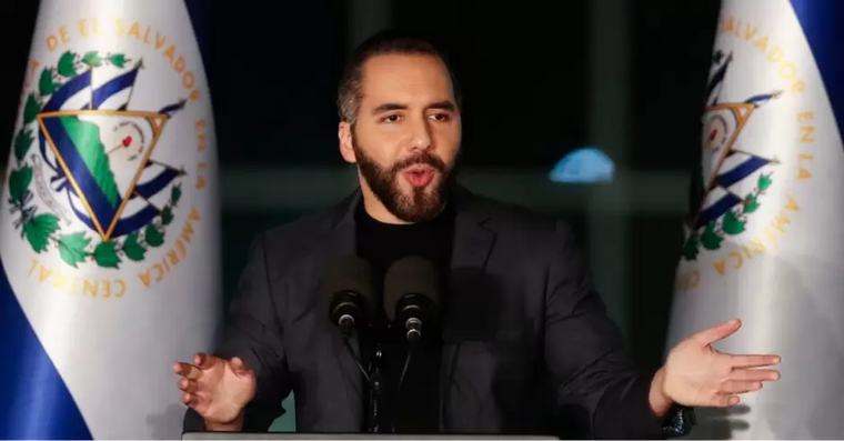 Escuelas públicas en El Salvador: Nayib Bukele destaca avance de plan piloto con Inteligencia Artificial